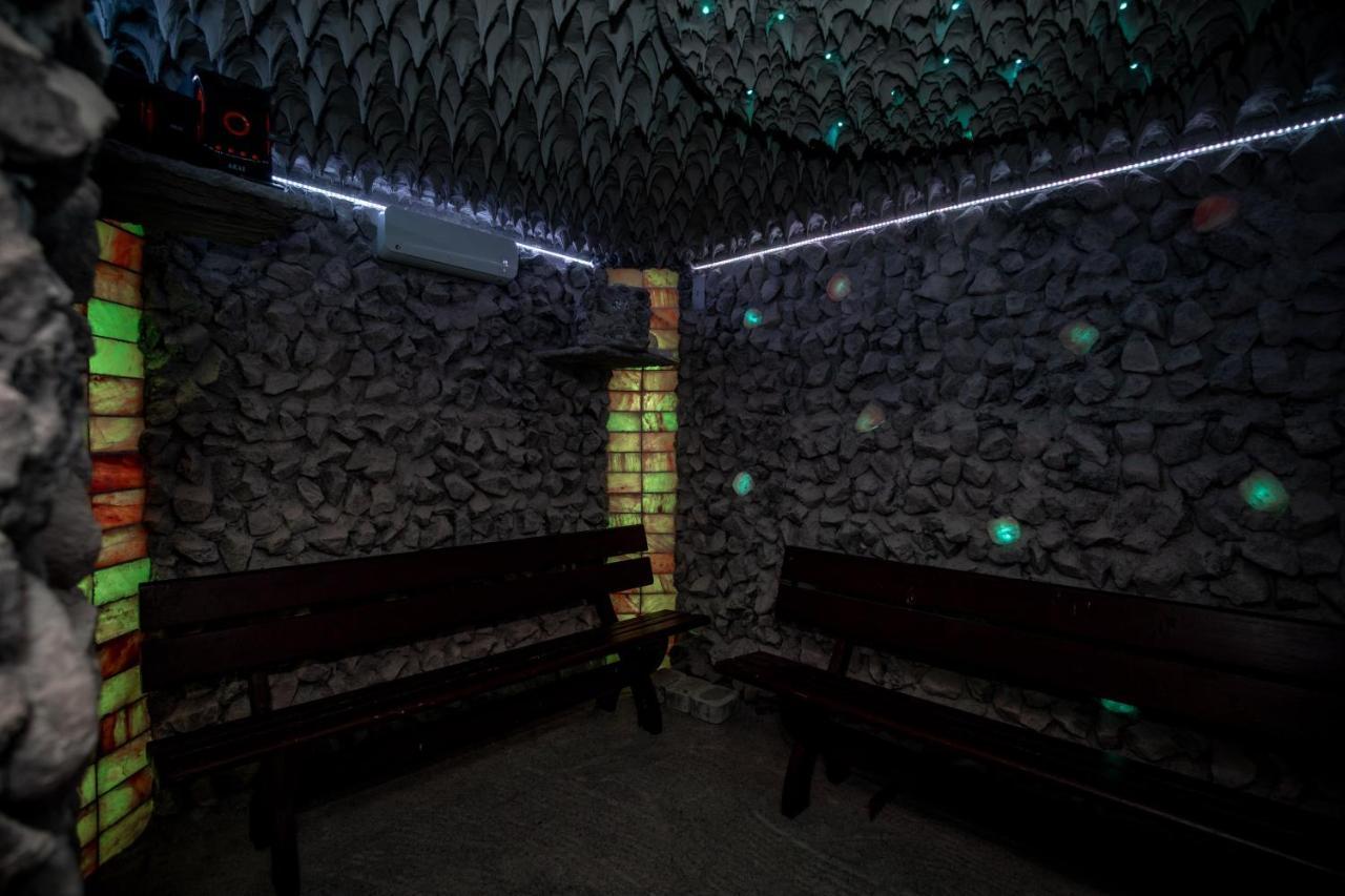 Complex Stefanesti Otel Bozovici Dış mekan fotoğraf